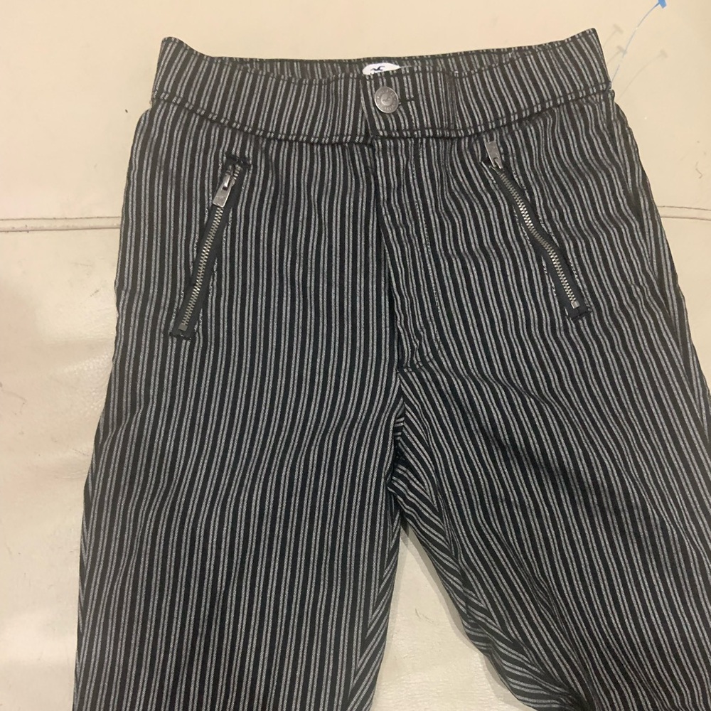 👖HOLLISTER SKINNY BLACK & GRAY STRIPED PANTS👖
